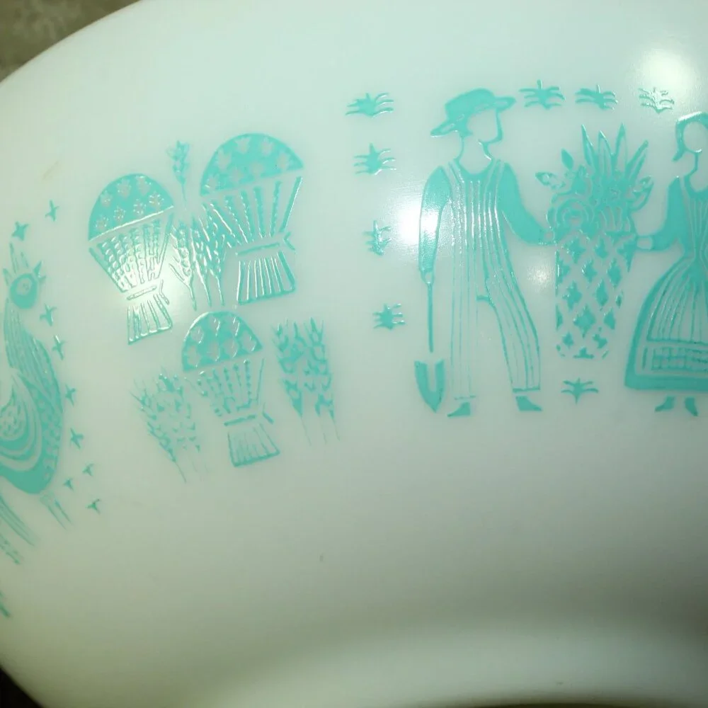 Pyrex this vintage